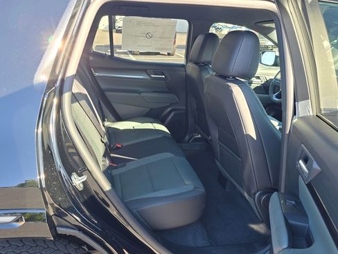 New 2026 GMC Terrain AT4 AWD/4WD image 32