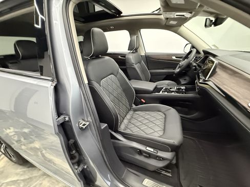Used 2026 Volkswagen Atlas SEL Premium R-Line AWD/4WD image 22
