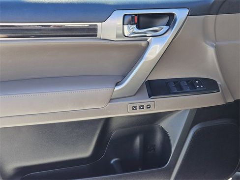 Used 2022 Lexus GX 460 Premium image 23