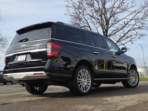 Used 2024 Ford Expedition Max Limited AWD/4WD image 17