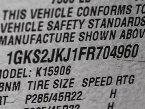 Used 2015 GMC Yukon XL Denali w/ Premium Package AWD/4WD image 30