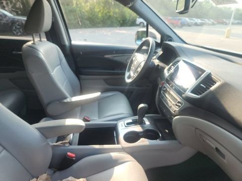 Used 2017 Honda Pilot EX-L image 7