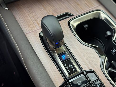 Used 2024 Lexus RX 350 Luxury w/ Convenience Package image 37