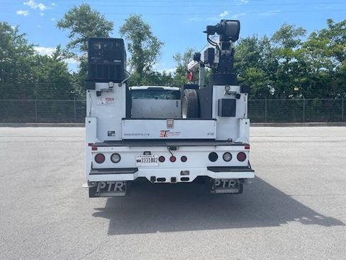 Used 2022 Ford F550 4x4 SuperCab Super Duty image 10