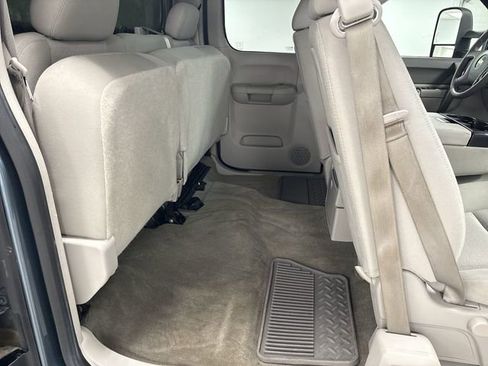 Used 2013 Chevrolet Silverado 2500 LT w/ Interior Plus Package image 25