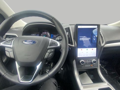 Certified 2024 Ford Edge SEL w/ Convenience Package AWD/4WD image 15