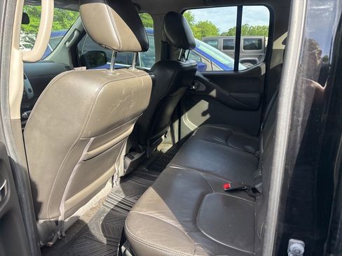 Used 2014 Nissan Frontier PRO-4X w/ Pro-4x Luxury Package AWD/4WD image 14