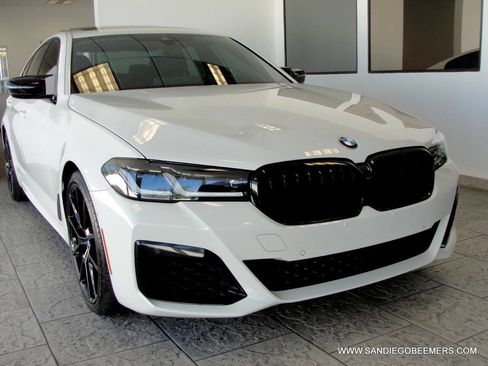 Used 2022 BMW 540i w/ M Sport Package image 43