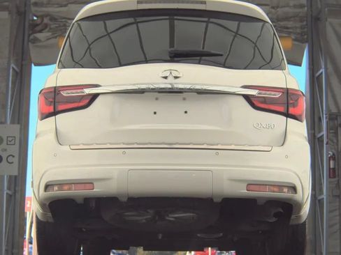 Used 2019 INFINITI QX80 Luxe w/ 22" Wheel Package RWD image 6