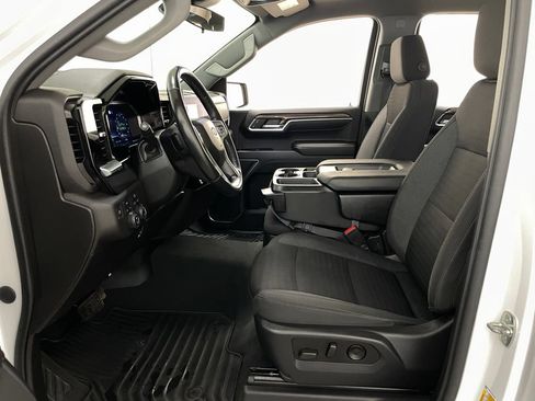 Certified 2022 Chevrolet Silverado 1500 LT AWD/4WD image 7