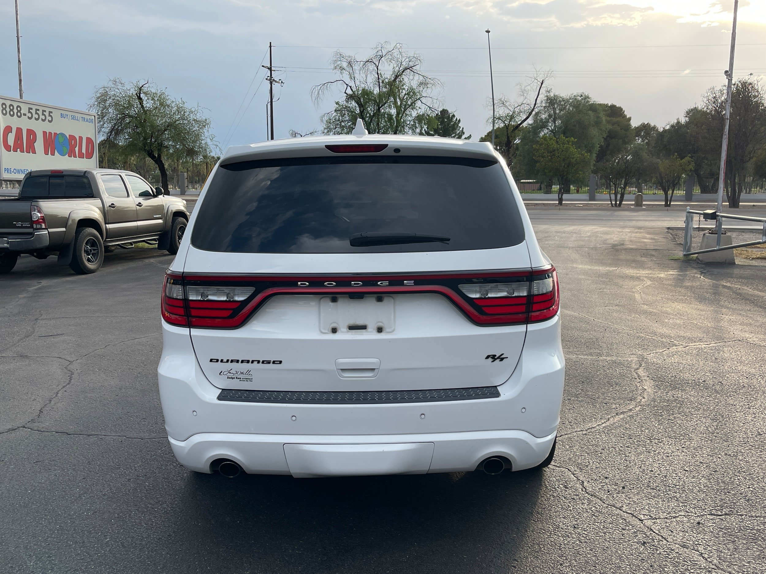 Used 2017 Dodge Durango R/T w/ Trailer Tow Group IV RWD image 4