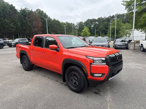 Certified 2025 Nissan Frontier Pro-X w/ Pro Premium Package RWD image 2