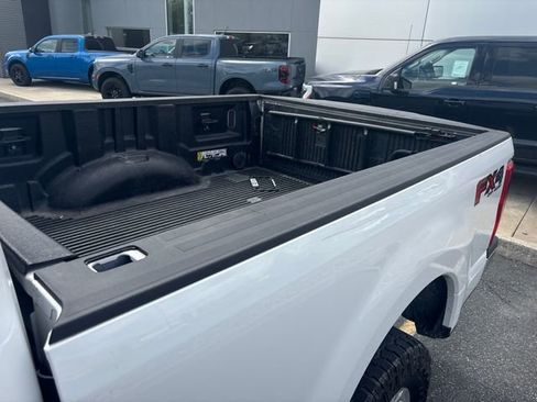 Used 2019 Ford F250 XLT w/ XLT Value Package AWD/4WD image 13
