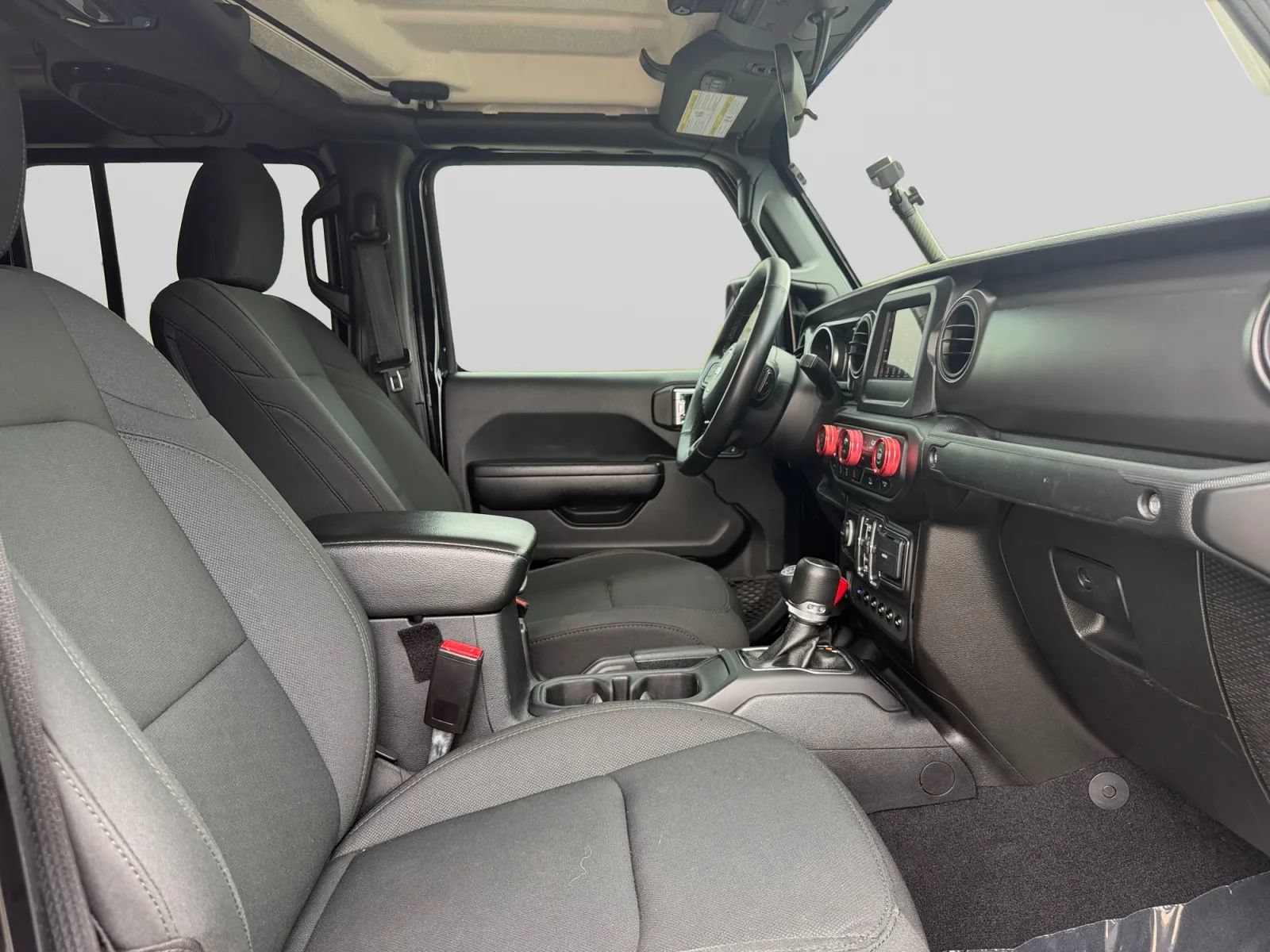 Used 2021 Jeep Gladiator Sport AWD/4WD image 33