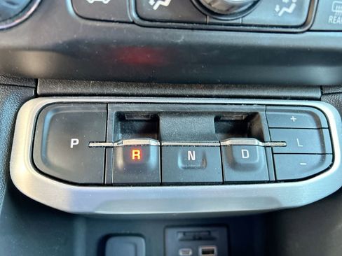 Used 2023 GMC Acadia SLT w/ Preferred Package AWD/4WD image 20