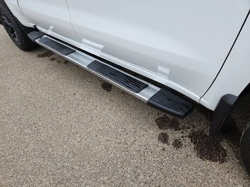 Certified 2022 Chevrolet Silverado 1500 LT Trail Boss w/ Bed Protection Package AWD/4WD image 41