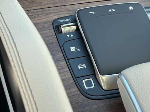New 2026 Mercedes-Benz GLE 450 4MATIC image 40