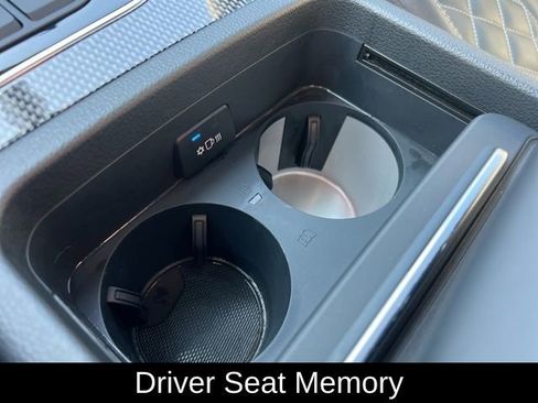 Used 2023 Audi SQ5 Prestige w/ Prestige Package image 20