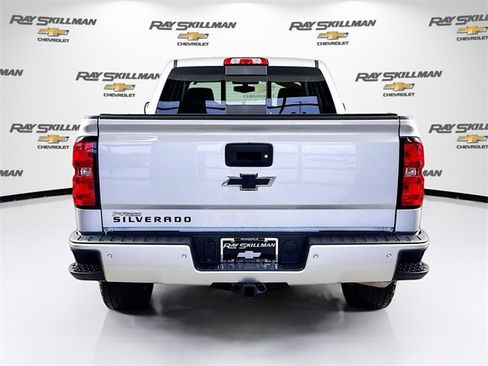 Used 2018 Chevrolet Silverado 1500 LT w/ Redline Edition image 6