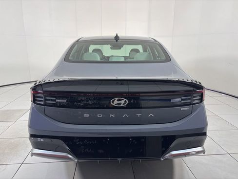 Certified 2025 Hyundai Sonata SEL FWD image 4
