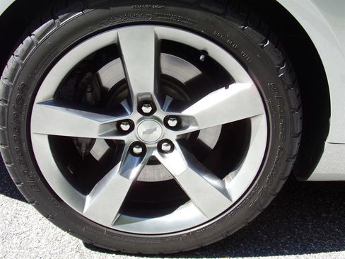 Used 2010 Chevrolet Camaro SS w/ RS Package RWD image 17
