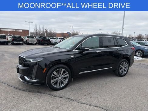 Used 2025 Cadillac XT6 Premium Luxury image 6