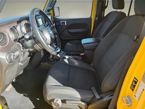 Used 2020 Jeep Wrangler Unlimited Sport S image 9
