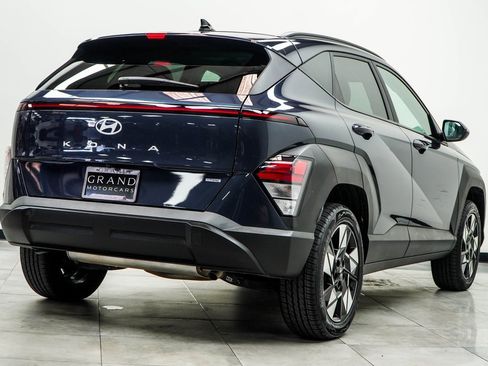 Used 2025 Hyundai Kona SEL image 12