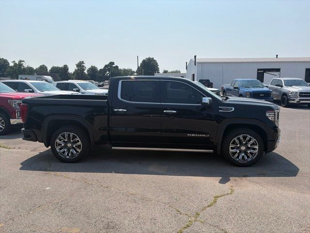 Used 2023 GMC Sierra 1500 Denali w/ Denali Reserve Package AWD/4WD image 7