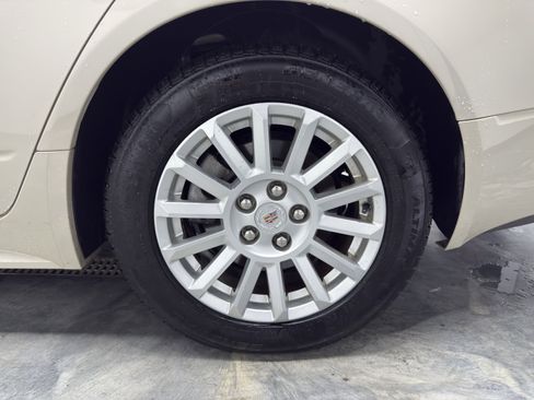 Used 2011 Cadillac CTS Luxury image 28