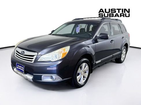 Used 2011 Subaru Outback 3.6R Limited AWD/4WD image 3
