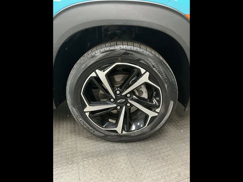 Used 2022 Chevrolet TrailBlazer RS w/ Sun and Liftgate Package AWD/4WD image 41