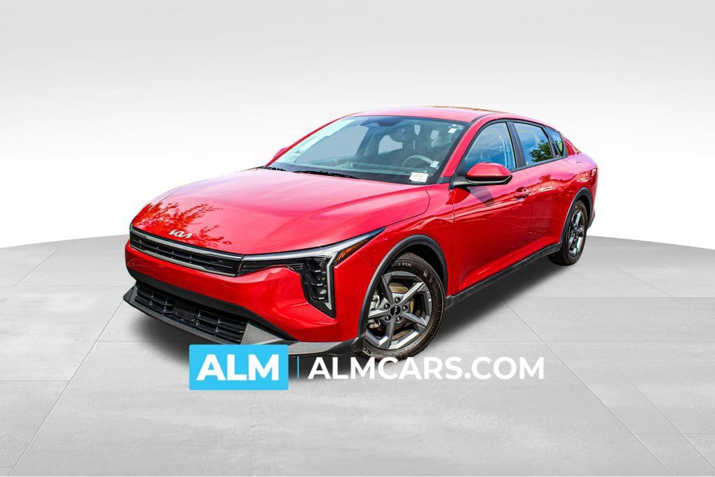 Used 2025 Kia K4 FWD image 1
