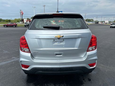 Used 2018 Chevrolet Trax LS image 6