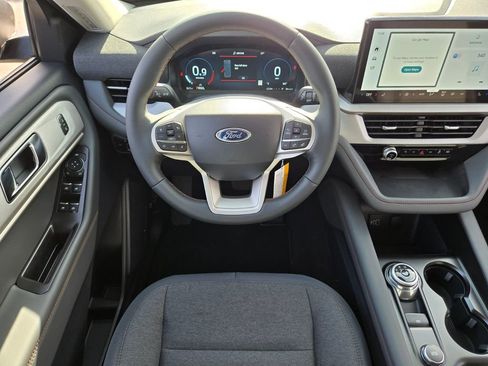 New 2026 Ford Explorer Active image 14