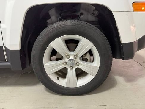 Used 2017 Jeep Patriot Latitude FWD image 23