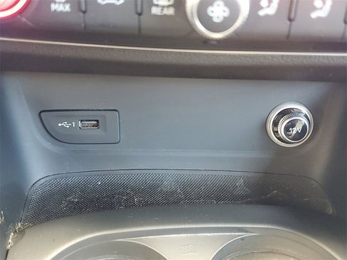 Used 2017 Audi A3 2.0T Premium image 31