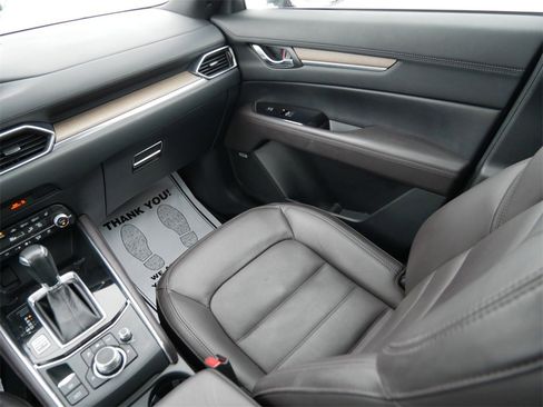Used 2019 MAZDA CX-5 Signature image 16