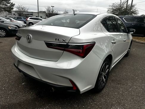 Used 2019 Acura ILX w/ Premium Package image 11