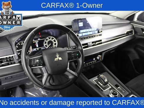 Used 2024 Mitsubishi Outlander SE FWD image 4