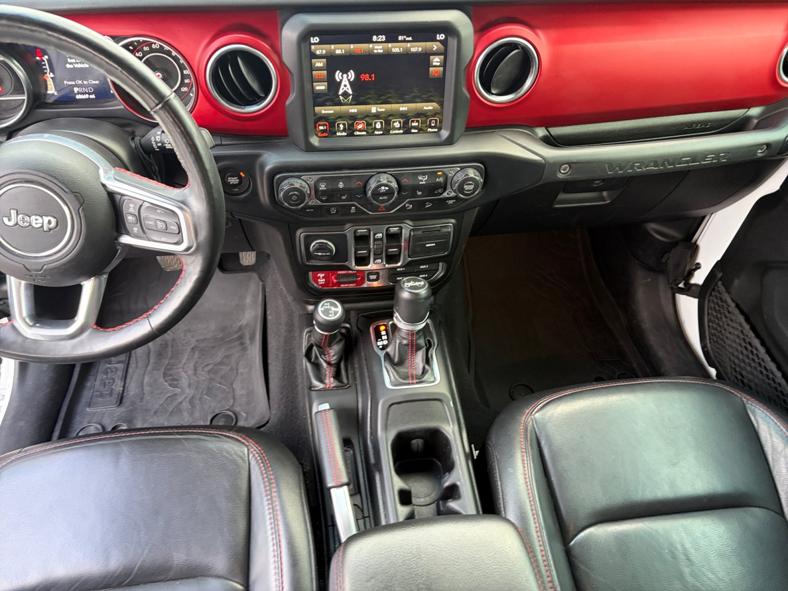 Certified 2019 Jeep Wrangler Unlimited Rubicon w/ Dual Top Group AWD/4WD image 18