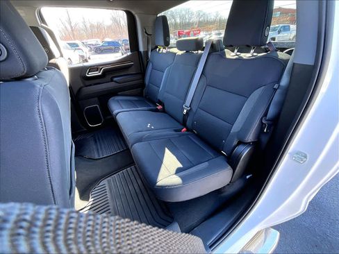 Used 2022 Chevrolet Silverado 1500 LT image 14