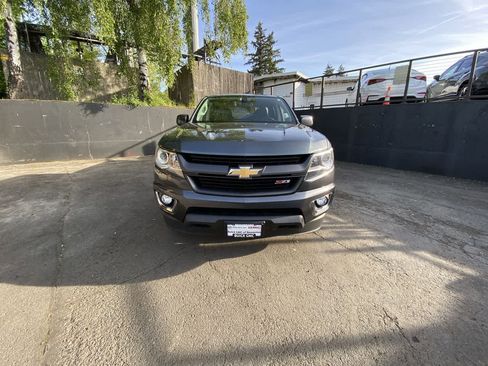 Used 2015 Chevrolet Colorado Z71 AWD/4WD image 9