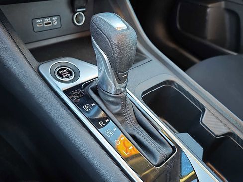 Used 2023 Nissan Sentra SV image 15