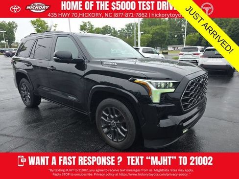 Used 2024 Toyota Sequoia Platinum AWD/4WD image 1