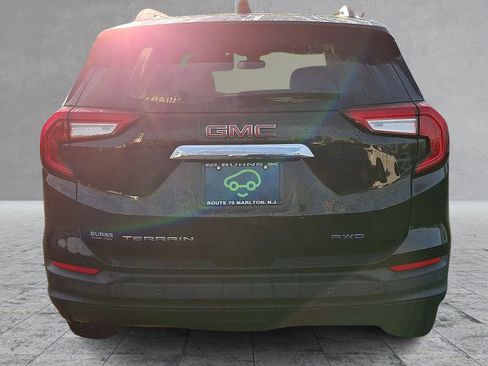 Certified 2023 GMC Terrain SLE w/ Driver Convenience Package AWD/4WD image 6
