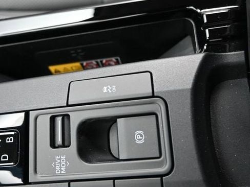 New 2026 Toyota Prius XLE image 34