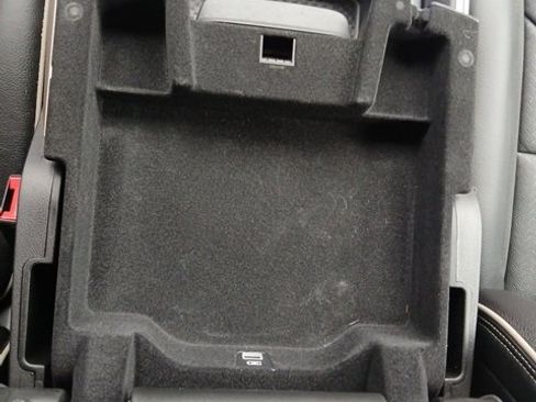 Used 2022 RAM 1500 Laramie image 46