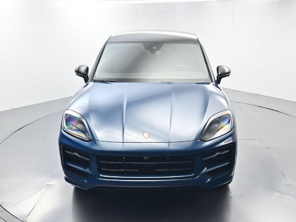 Certified 2024 Porsche Cayenne Coupe AWD/4WD image 44
