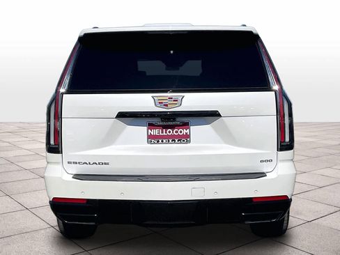 Used 2025 Cadillac Escalade Sport Platinum image 6